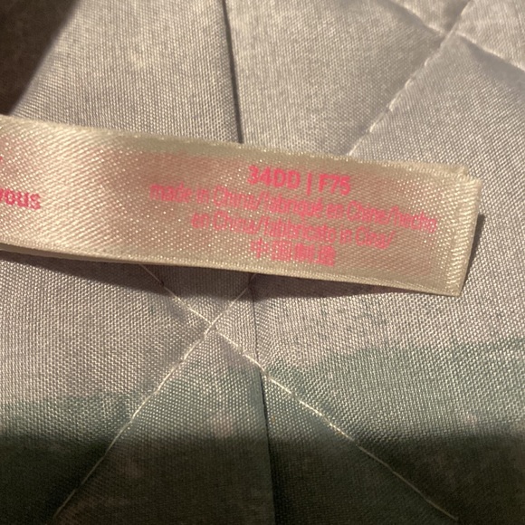 Pink by Victoria Secret Bra - Picture 3 of 3